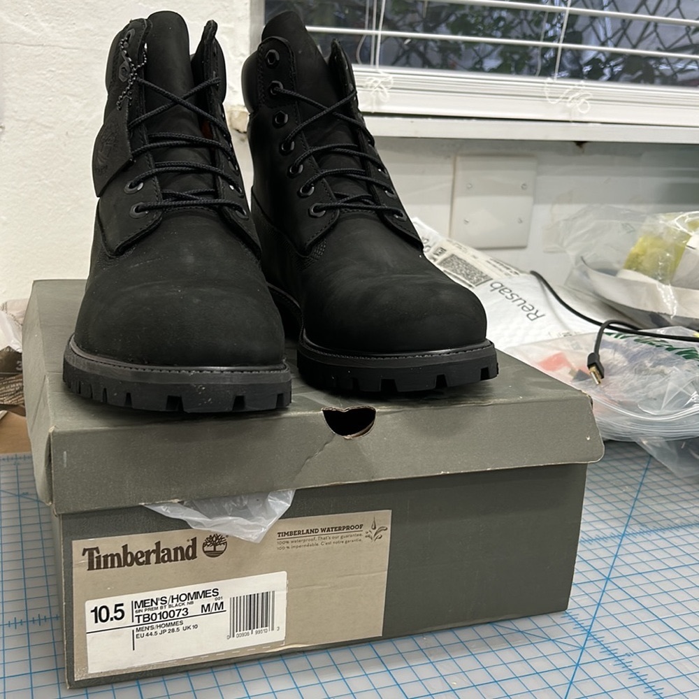 Brandnew black Timberland Boots Size 10.5